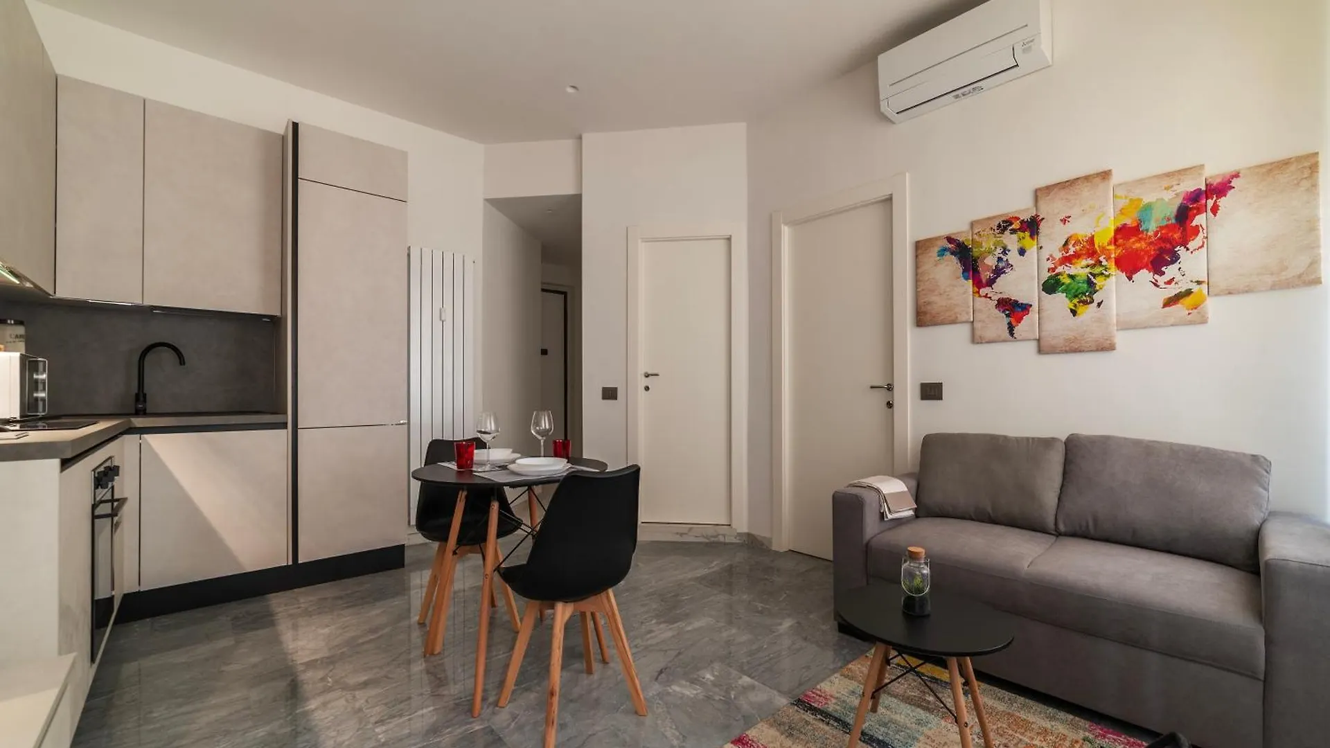 Regina Margherita Suite Rome 0*,